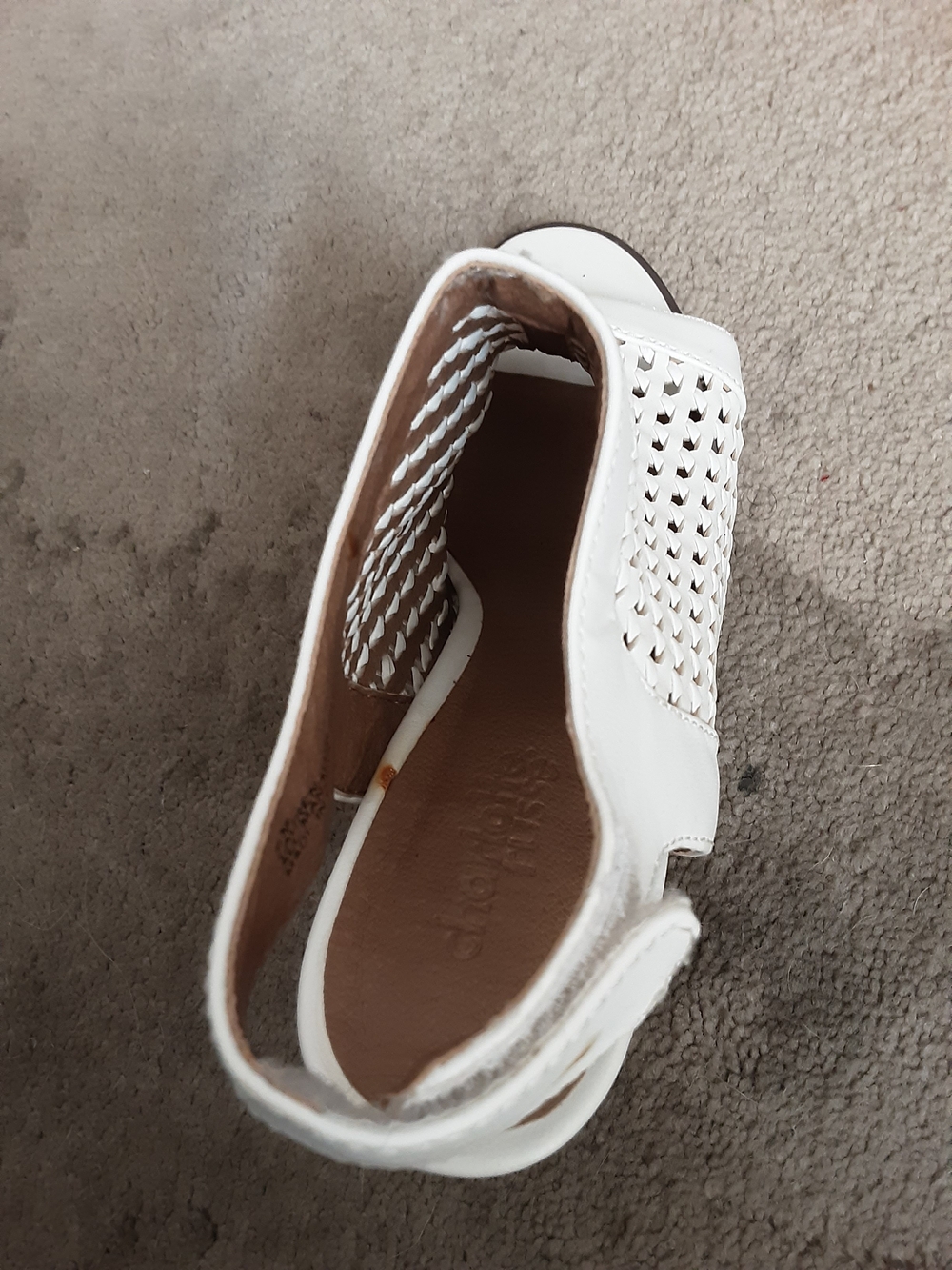 Charlotte Russe White Heel Sandals - Picture 6 of 9